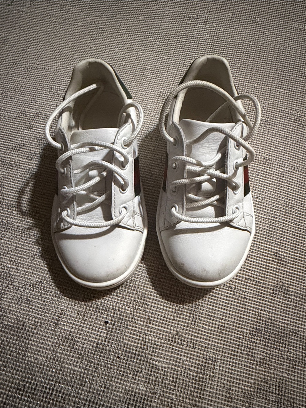 Gucci White Kids Sneakers with Red and Green Stripe